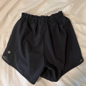Lululemon hotty hot shorts